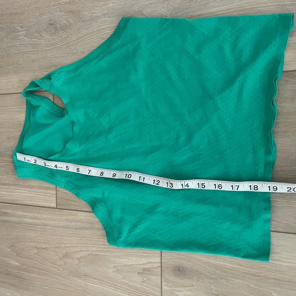 Lululemon Green Women's Tank - Picture 7 of 7